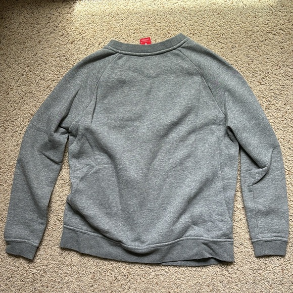 Nike Women’s Crewneck Sweatshirt - Picture 3 of 3